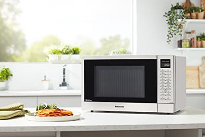 Panasonic Solo Inverter Mikrowelle with Drehteller