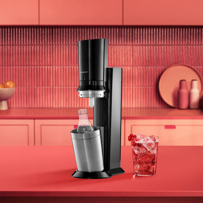 SodaStream Crystal 3.0 sparkling water maker with 2x Quick Connect CO₂ cylinder and 2x glass carafes